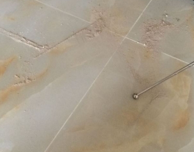 镇宁瓷砖空鼓维修公司分享粘合剂选择不当在瓷砖铺贴过程中可能导致以下问题